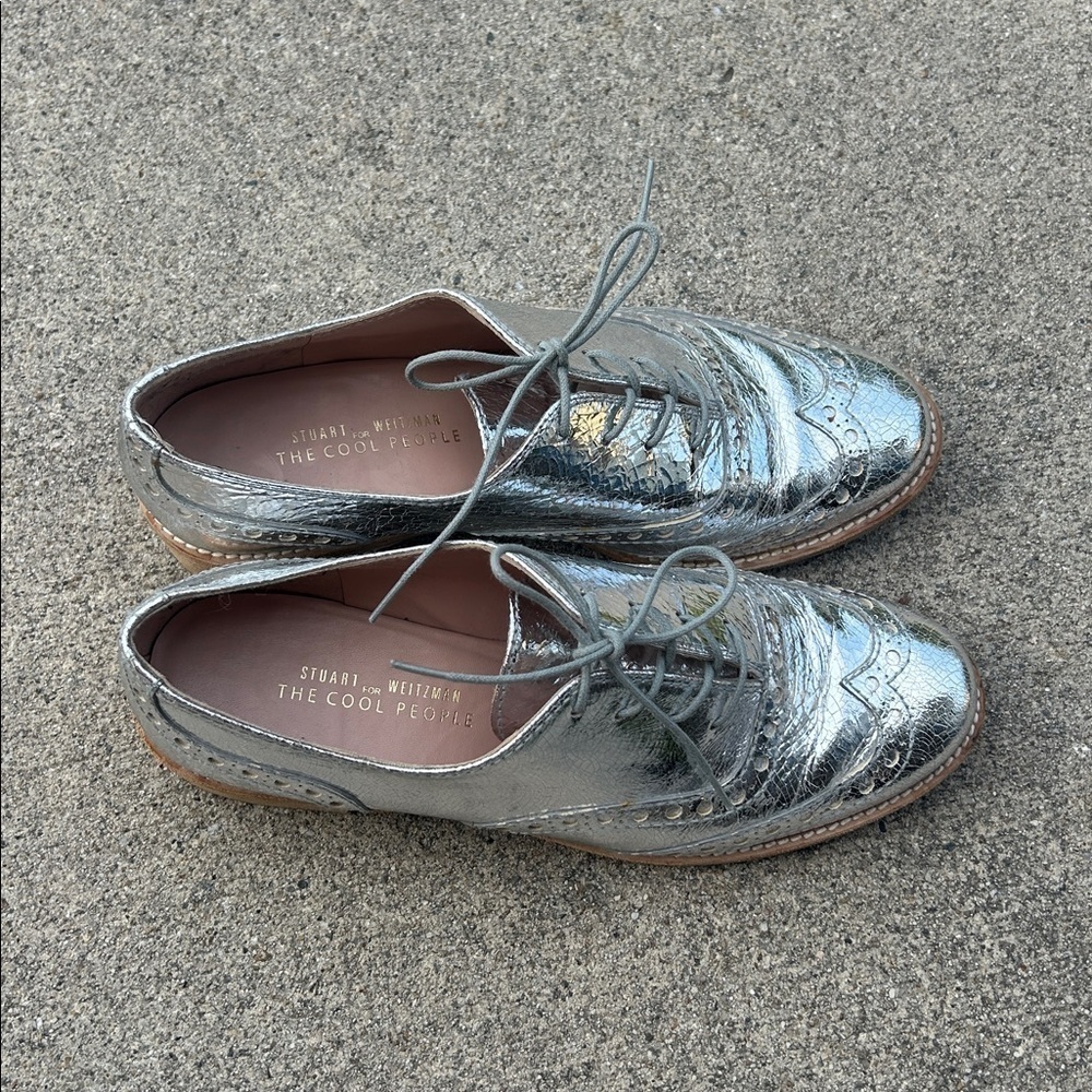 Stuart Weitzman Silver Oxford Shoes for Women - Picture 9 of 9
